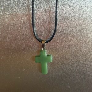 💎2/$15💎Aventurine Green Cross Pendant Necklace